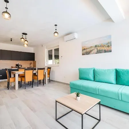 Bella Vista 1 Apartment