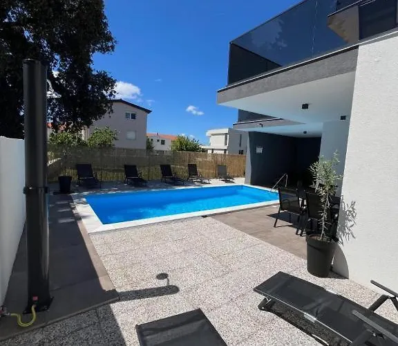Bella Vista 1 דירה ביבינייה