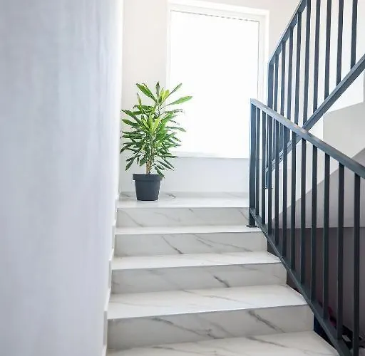 Bella Vista 1
